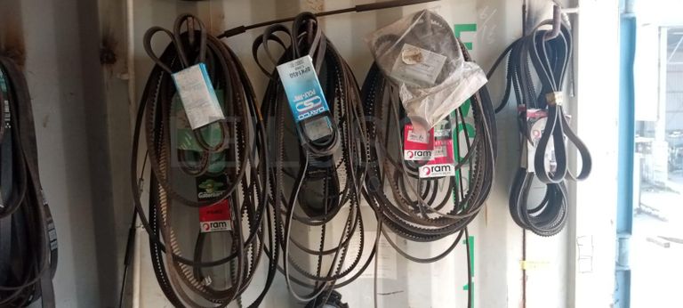 Máquina de desmontar pneus   + Máquina  pressão   + Diversos + Diversos + Diversos + Diversos ·