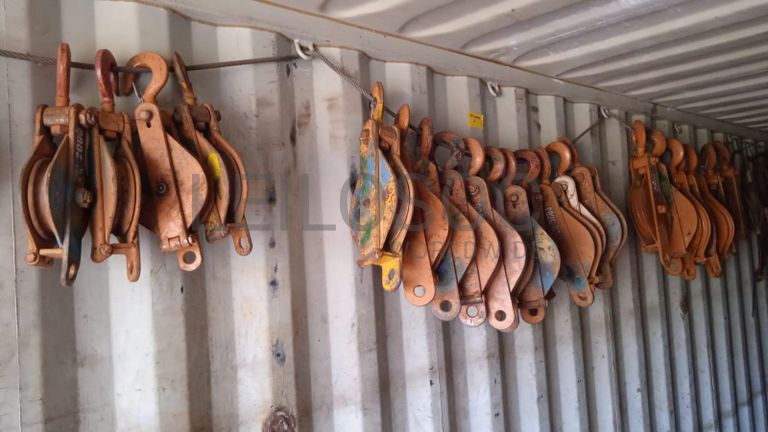 Diversos + Diversos + Guinchos + Diversos + Diversos + Contentor de 40P ·