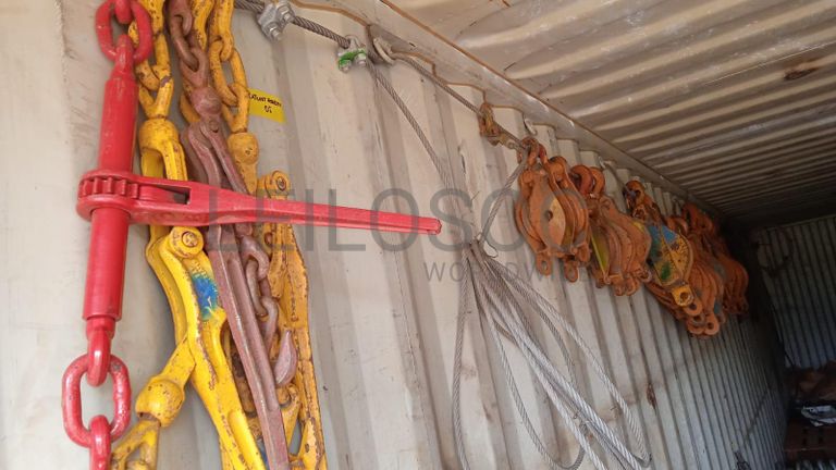 Diversos + Diversos + Guinchos + Diversos + Diversos + Contentor de 40P ·