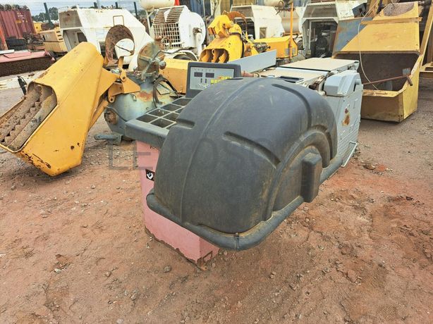 MAQ. DE CALIBRAR PNEUS · Viana