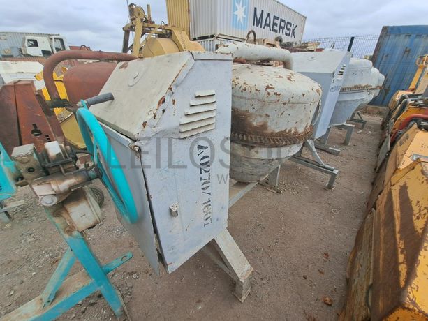 BETONEIRA ELÉCTRICA · Viana