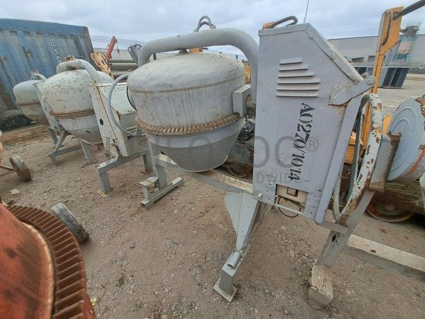 BETONEIRA ELÉCTRICA · Viana