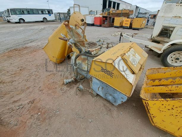 MAQ.PROJECTAR BETONILHA · Viana