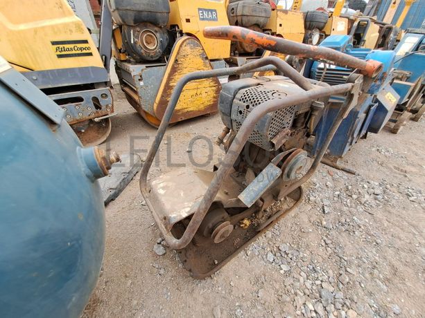 PLACA COMPACTADORA · Viana