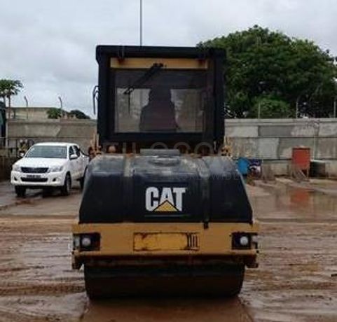 Cilindro Asfalto (10T) CATERPILLAR CB534 C · Viana