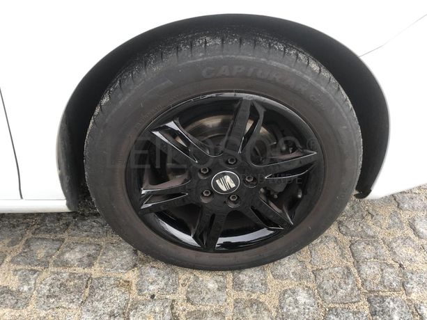 Seat Leon 1.6TDI · Ano 2011