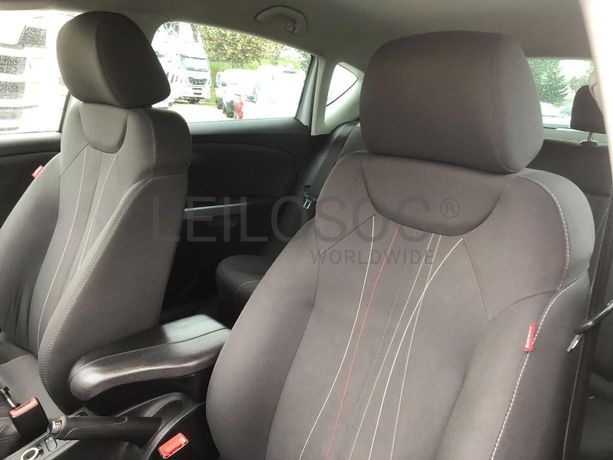 Seat Leon 1.6TDI · Ano 2011