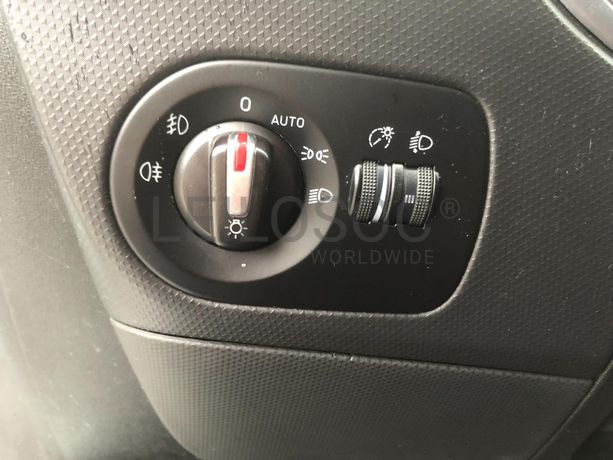 Seat Leon 1.6TDI · Ano 2011