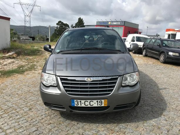 Chrysler Voyager 2.5 CRD · Ano 2006
