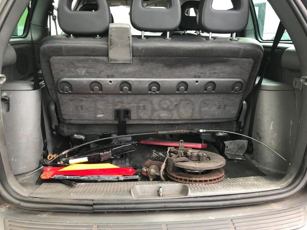 Chrysler Voyager 2.5 CRD · Ano 2006