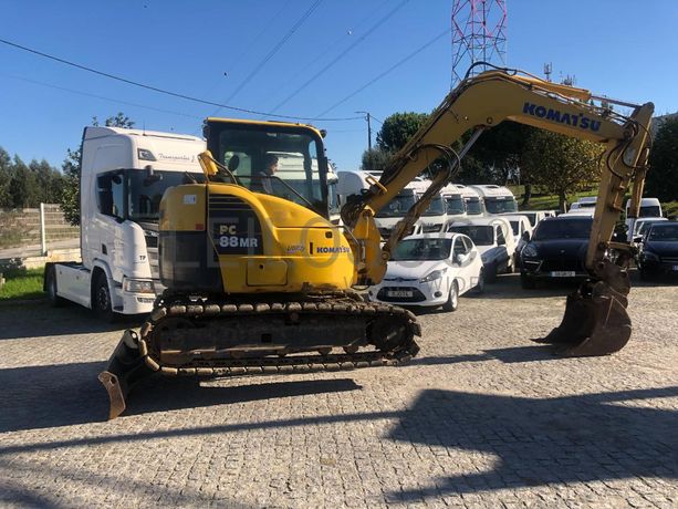 Mini Giratória Komatsu PC88MR-8 ·