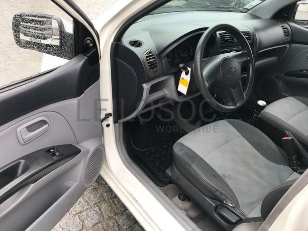 Kia Picanto 1.1 CRDI · Ano 2007