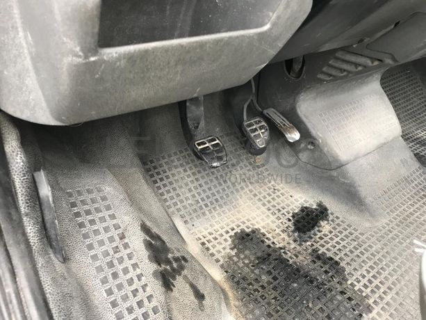 Volkswagen Transporter 2.4D · Ano 1998