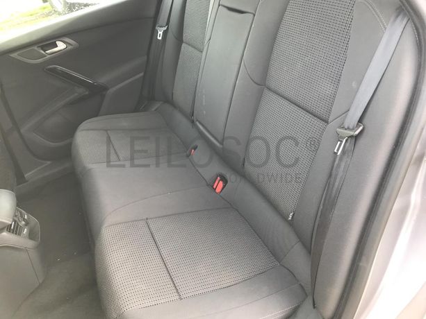 Peugeot 508 SW 1.6 BlueHDI · Ano 2015