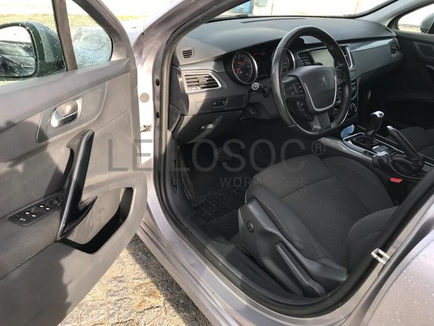Peugeot 508 SW 1.6 BlueHDI · Ano 2015