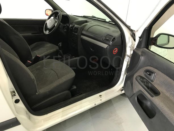Renault Clio 1.5DCI · Ano 2008
