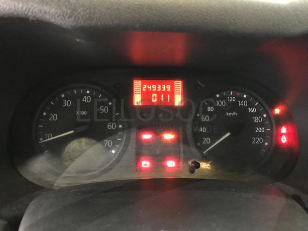 Renault Clio 1.5DCI · Ano 2008