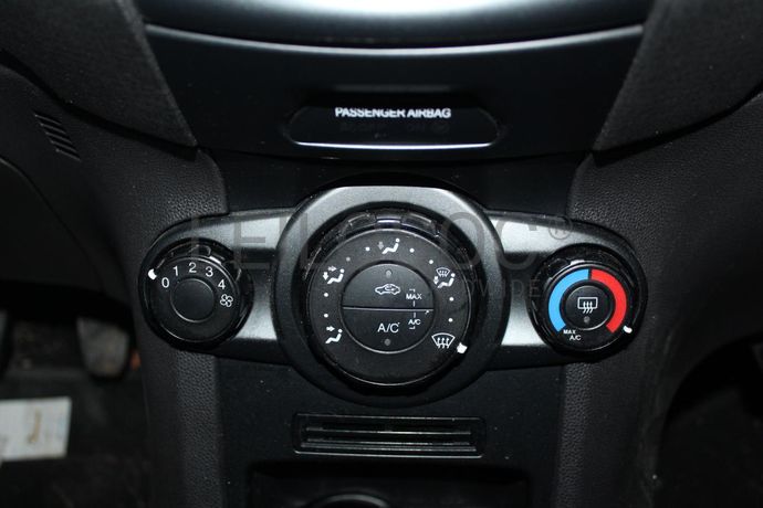 Ford Fiesta 1.5TDCI · Ano 2016