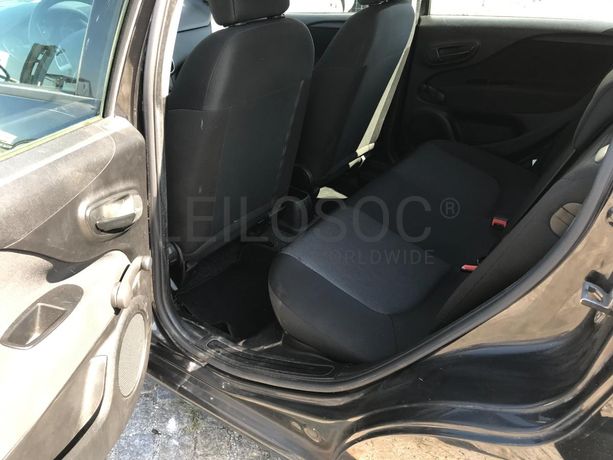 Fiat Punto 1.2 · Ano 2016