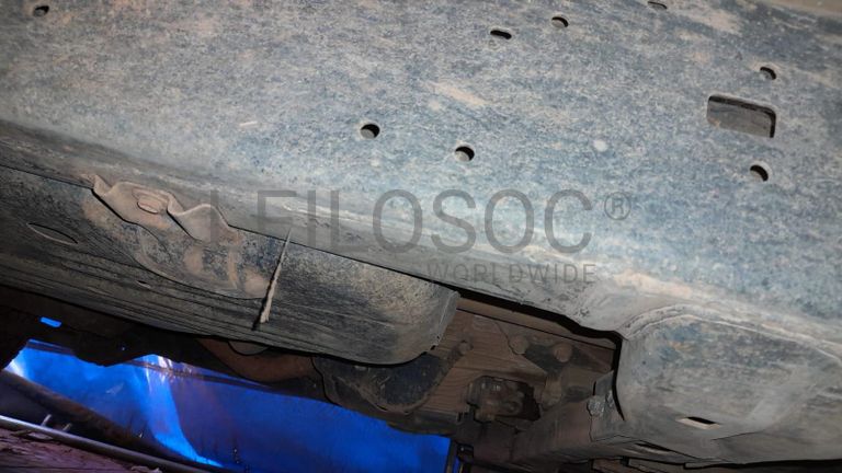 Toyota Land Cruiser ·