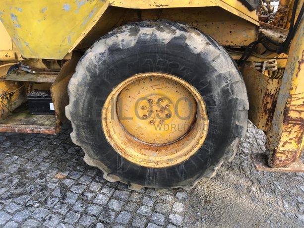 Retroescavadora CAT 428-II 4x4