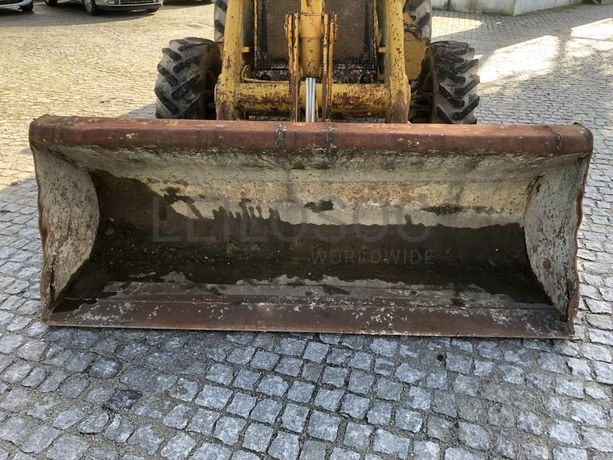 Retroescavadora CAT 428-II 4x4