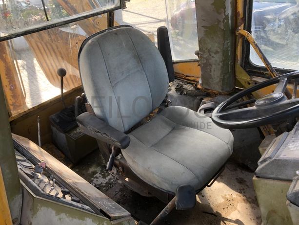 Retroescavadora CAT 428-II 4x4