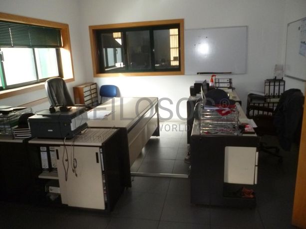 Estabelecimento Comercial ·  Transformação, reciclagem e refinação de alumínios e outros resíduos · Viana do Castelo