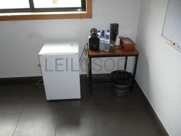 Estabelecimento Comercial ·  Transformação, reciclagem e refinação de alumínios e outros resíduos · Viana do Castelo