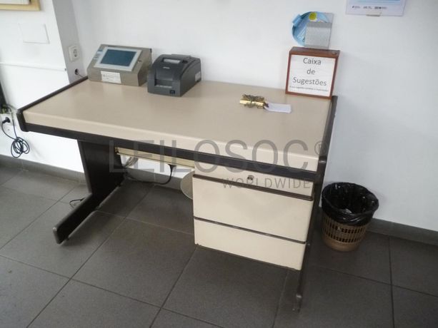 Estabelecimento Comercial ·  Transformação, reciclagem e refinação de alumínios e outros resíduos · Viana do Castelo