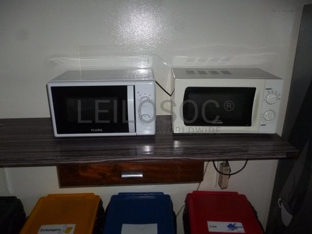 Estabelecimento Comercial ·  Transformação, reciclagem e refinação de alumínios e outros resíduos · Viana do Castelo