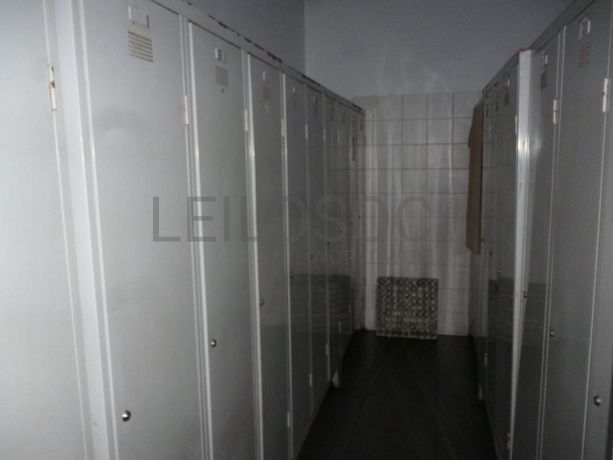 Estabelecimento Comercial ·  Transformação, reciclagem e refinação de alumínios e outros resíduos · Viana do Castelo