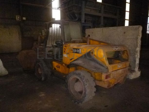 Estabelecimento Comercial ·  Transformação, reciclagem e refinação de alumínios e outros resíduos · Viana do Castelo