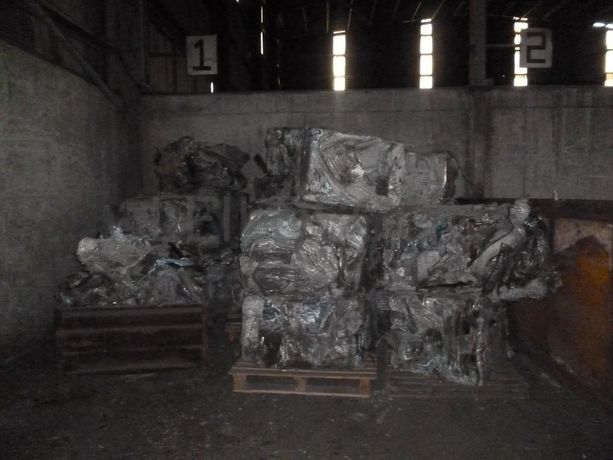 Estabelecimento Comercial ·  Transformação, reciclagem e refinação de alumínios e outros resíduos · Viana do Castelo