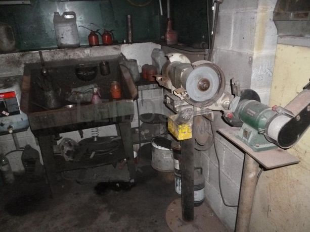 Estabelecimento Comercial ·  Transformação, reciclagem e refinação de alumínios e outros resíduos · Viana do Castelo