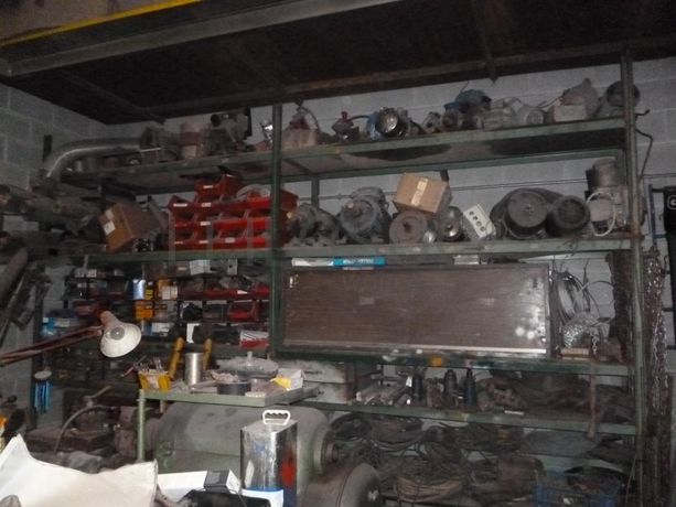 Estabelecimento Comercial ·  Transformação, reciclagem e refinação de alumínios e outros resíduos · Viana do Castelo