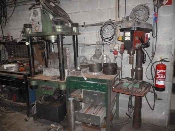 Estabelecimento Comercial ·  Transformação, reciclagem e refinação de alumínios e outros resíduos · Viana do Castelo