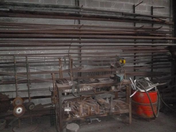 Estabelecimento Comercial ·  Transformação, reciclagem e refinação de alumínios e outros resíduos · Viana do Castelo