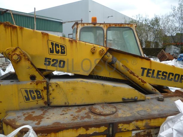 Estabelecimento Comercial ·  Transformação, reciclagem e refinação de alumínios e outros resíduos · Viana do Castelo