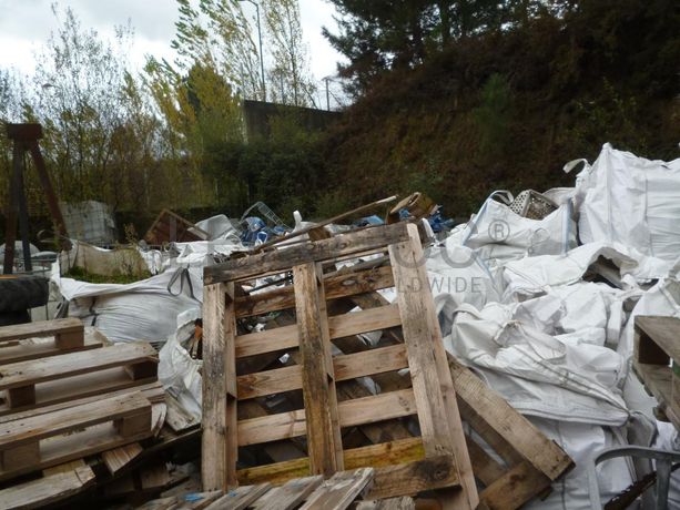 Estabelecimento Comercial ·  Transformação, reciclagem e refinação de alumínios e outros resíduos · Viana do Castelo
