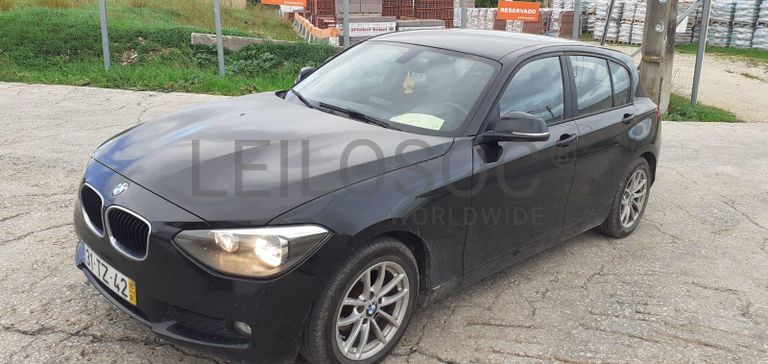 BMW 116D · Ano 2015