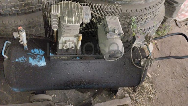 Diversos + Diversos + Grampos + Diversos + Diversos + Diversos + Electrodos + Diversos + Diversos + Diversos + Diversos + Diversos + Fitas + Diversos + Diversos + Máquinas Rebarbadora   + Diversos + Pregos 50×2.50mm + Diversos + Cintas + Cintas + Cintas + Cintas + Cintas + Mangueiras para maçarico  + Cintos de Segurança + Diversos + Diversos + Porcas + Porcas + Diversos + Pregos   + Parafusos + Material Hospitalar + Diversos + Cordas + Diversos + Material para Soldadura + Material para Instalacao electrica + Diversos + Spray Q20 + Braçadeiras + Rolos de rede   + Cerca de Segurança + Cabo flexível  + Abaraçadeiras + Materia para soldadura + Abraçadeiras + Diversos + Bombas de água   + Diversos + Compressor   + Contentor de 40P ·