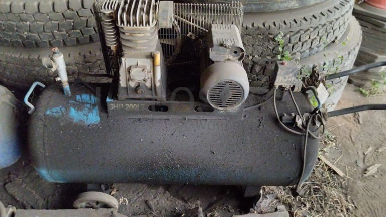 Diversos + Diversos + Grampos + Diversos + Diversos + Diversos + Electrodos + Diversos + Diversos + Diversos + Diversos + Diversos + Fitas + Diversos + Diversos + Máquinas Rebarbadora   + Diversos + Pregos 50×2.50mm + Diversos + Cintas + Cintas + Cintas + Cintas + Cintas + Mangueiras para maçarico  + Cintos de Segurança + Diversos + Diversos + Porcas + Porcas + Diversos + Pregos   + Parafusos + Material Hospitalar + Diversos + Cordas + Diversos + Material para Soldadura + Material para Instalacao electrica + Diversos + Spray Q20 + Braçadeiras + Rolos de rede   + Cerca de Segurança + Cabo flexível  + Abaraçadeiras + Materia para soldadura + Abraçadeiras + Diversos + Bombas de água   + Diversos + Compressor   + Contentor de 40P ·