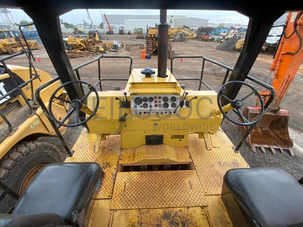 Cilindro de Pneus (28T) DYNAPAC CP 271 · Viana