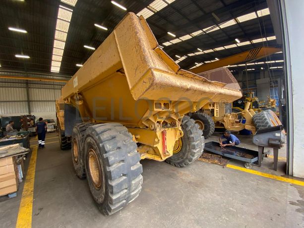 Dumper (30T) VOLVO A30D · Viana