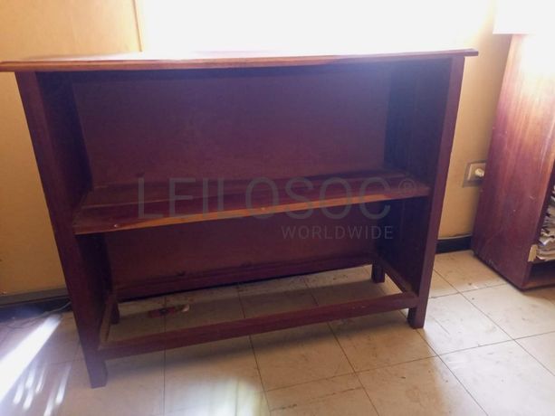 Mobiliário de escritório ·