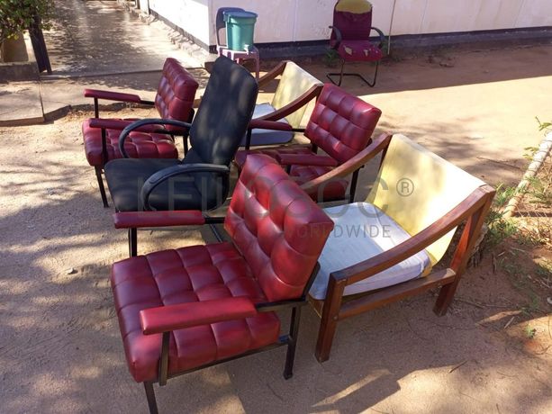 Mobiliário de escritório ·