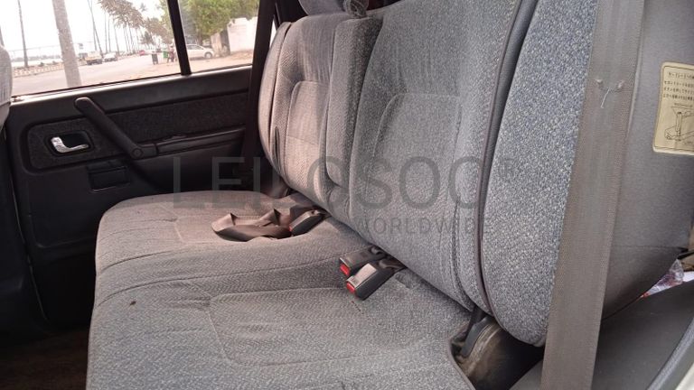 Mitsubishi Pajero ·