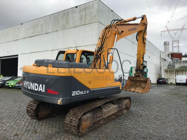 Giratória de Rastos Hyundai Robex 210 NLC-9
