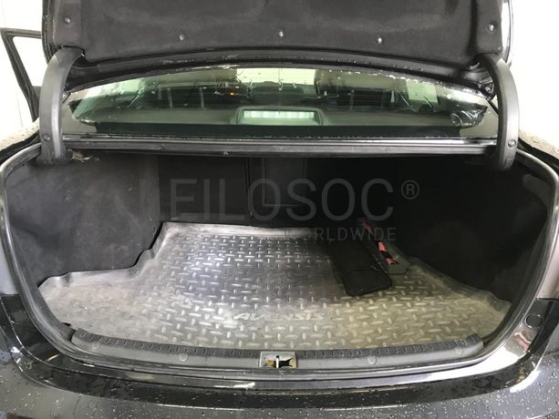 Toyota Avensis 2.0 D-4D · Ano 2011